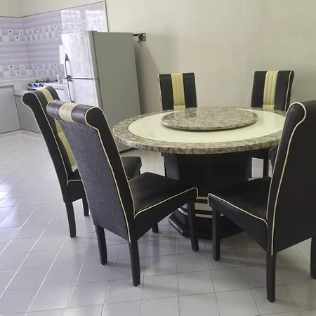 Mersing Spacious 3Bedroom With Free Parking Space Luaran gambar